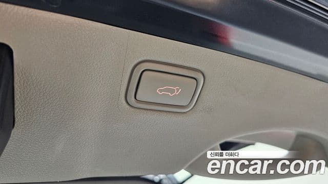 Kia The / новый New Carnival Special, 2019 18