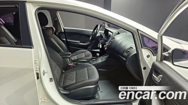 Kia K3 Luxury, 2013 11