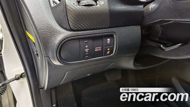 Kia K3 Luxury, 2013 16