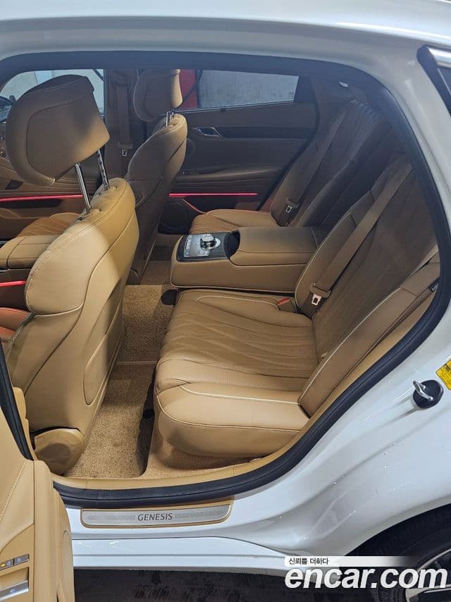 Genesis G80 (RG3) бензин 2.5 турбо AWD, 2025 8