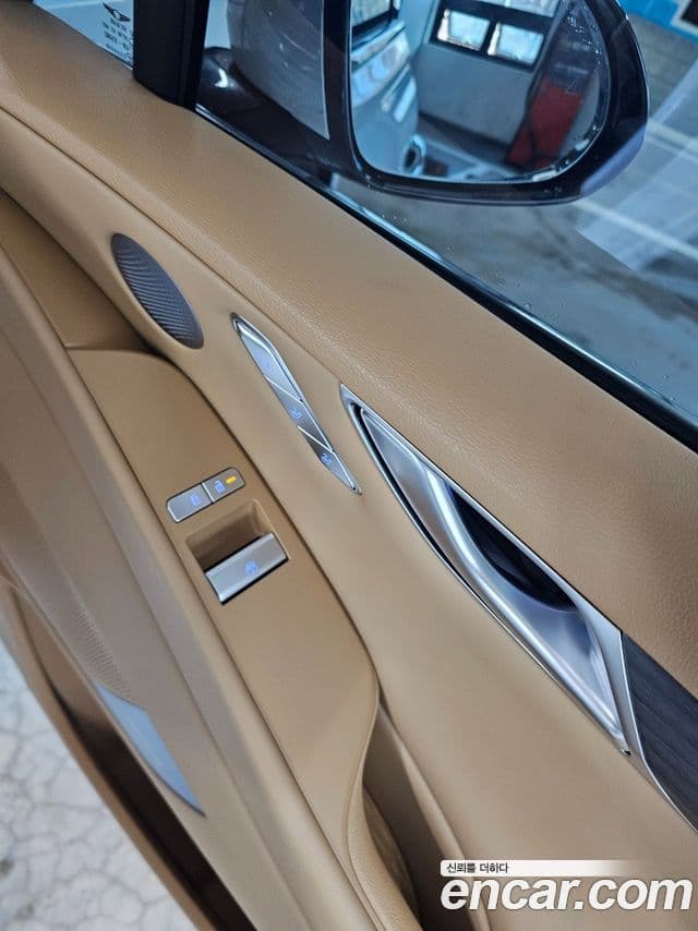 Genesis G80 (RG3) бензин 2.5 турбо AWD, 2025 12