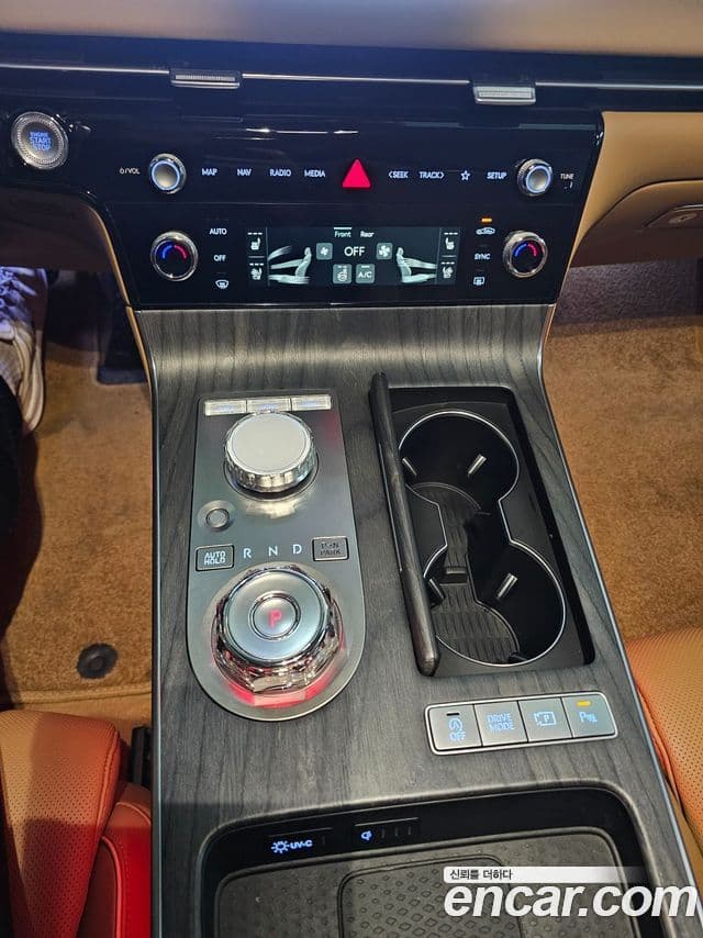 Genesis G80 (RG3) бензин 2.5 турбо AWD, 2025 15