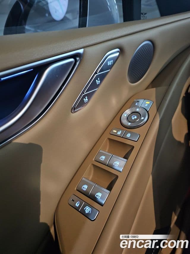 Genesis G80 (RG3) бензин 2.5 турбо AWD, 2025 17