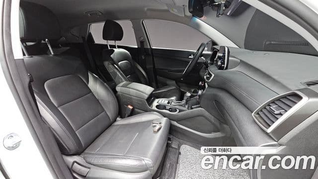 Hyundai All New Tucson Premium, 2019 10