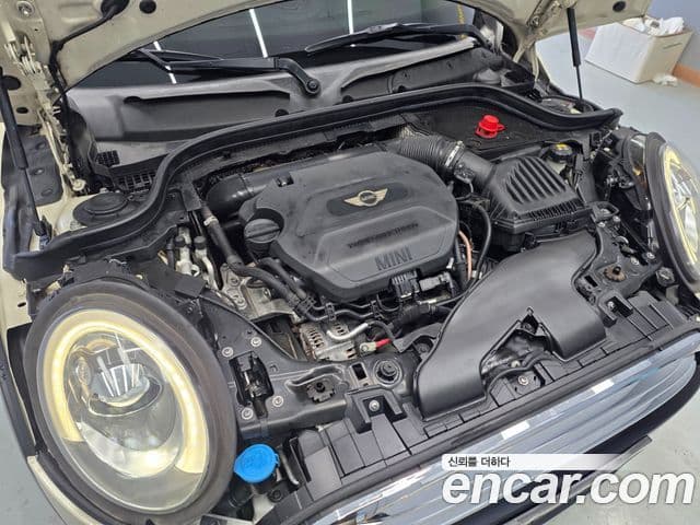 Mini Cooper D 3세대, 2015 6