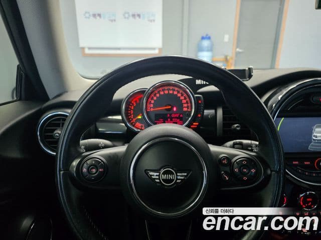 Mini Cooper D 3세대, 2015 11