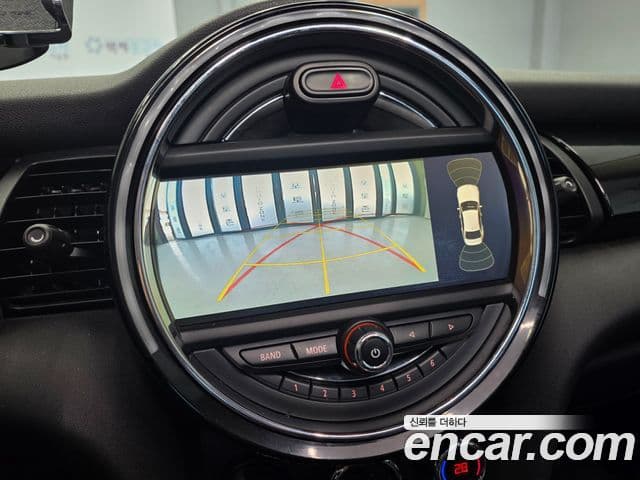 Mini Cooper D 3세대, 2015 13