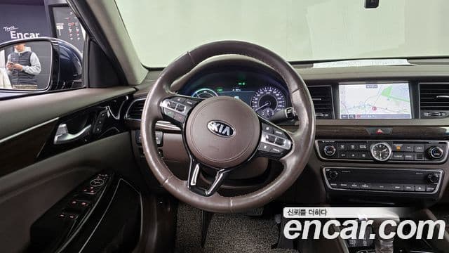 Kia All New K7 гибрид Noblesse, 2017 13