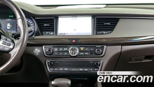 Kia All New K7 гибрид Noblesse, 2017 14