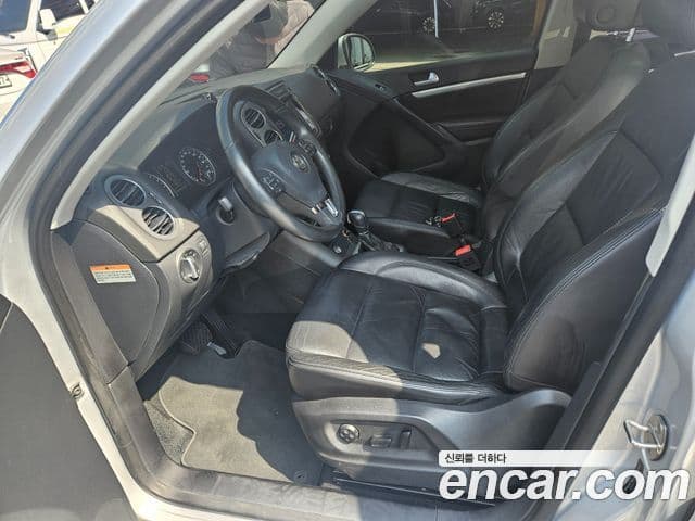 Volkswagen New Tiguan 5N, 2014 9