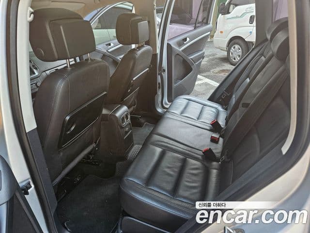 Volkswagen New Tiguan 5N, 2014 11