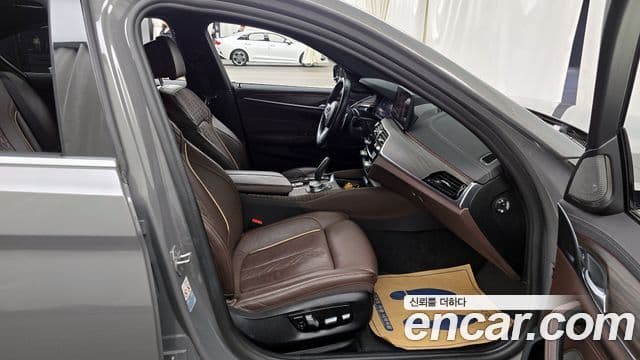 BMW 5시리즈 (G30) 530i xDrive M Sport, 2021 11
