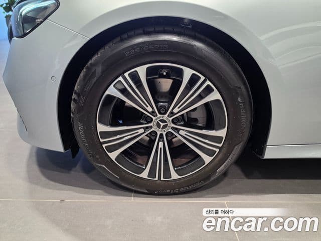 Mercedes-Benz E-класс W214 Avantgarde, 2025 все фото