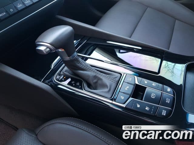 Kia All New K7 Noblesse, 2019 9