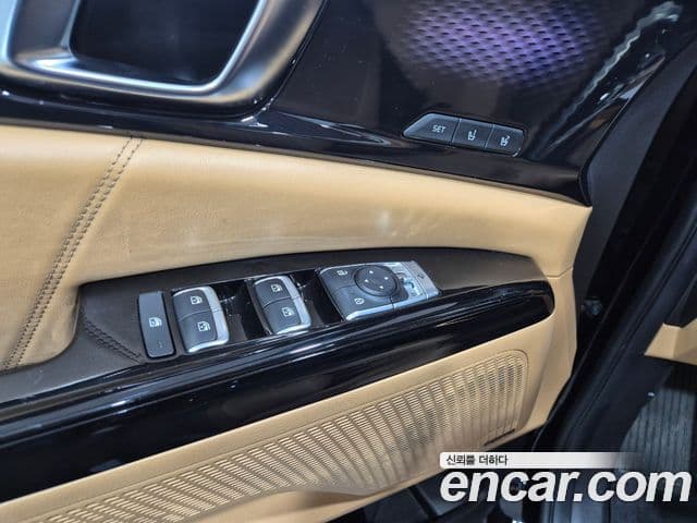 Kia Carnival 4세대 Signature, 2023 12