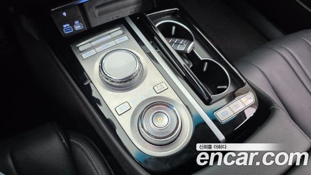 Genesis G80 (RG3) бензин 2.5 турбо 2WD, 2024 9