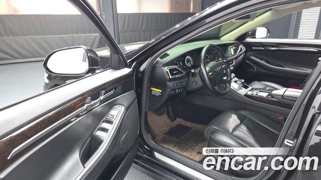 Genesis G90 Luxury, 2019 10