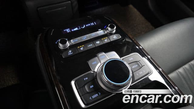 Genesis G90 Luxury, 2019 19