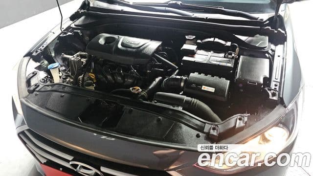 Hyundai Avante AD 1.6 GDI Value Plus, 2017 6