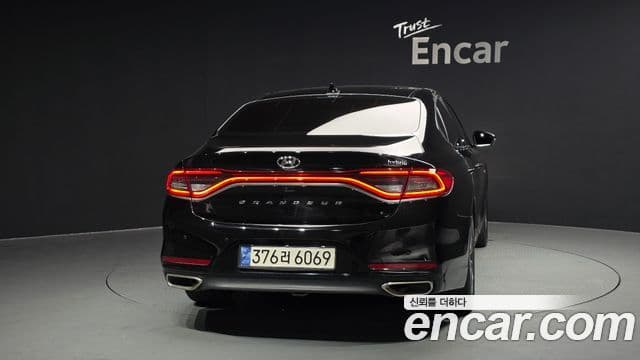Hyundai Grandeur IG гибрид Special, 2018 4