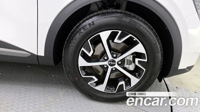 Kia Sportage 5세대 гибрид Noblesse Gravity 2WD, 2023 все фото