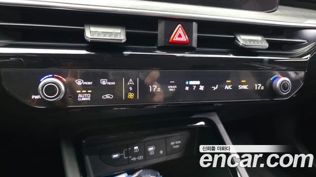 Kia The / новый New K5 гибрид 3세대 Noblesse, 2024 16