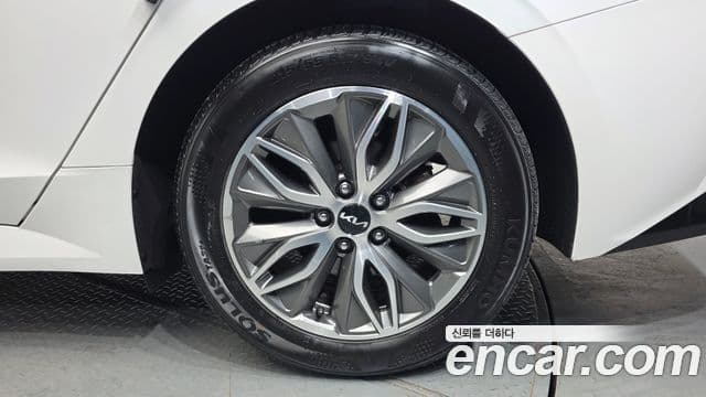 Kia K5 гибрид 3세대 Prestige, 2022 все фото