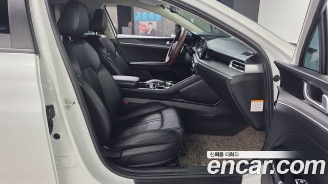 Kia K5 гибрид 3세대 Prestige, 2022 12
