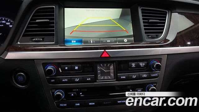 Hyundai Genesis DH Premium, 2014 16