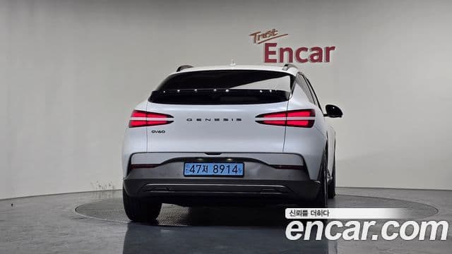 Genesis GV60 Standard, 2022 4