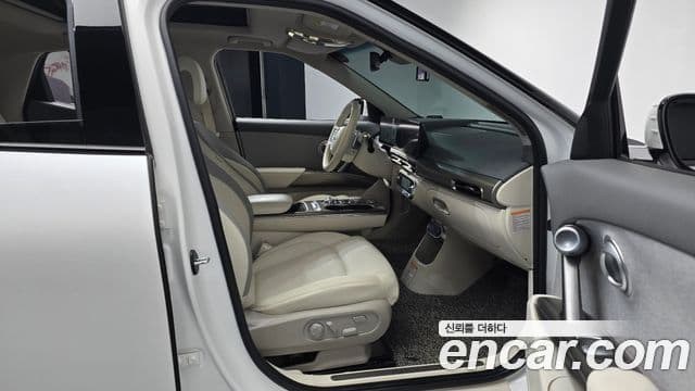 Genesis GV60 Standard, 2022 11