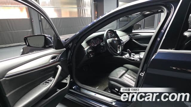 BMW 5시리즈 (G30) 520d xDrive M Sport, 2018 10