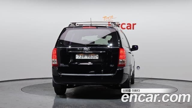 Kia Carnival R люксовая версия, 2014 4