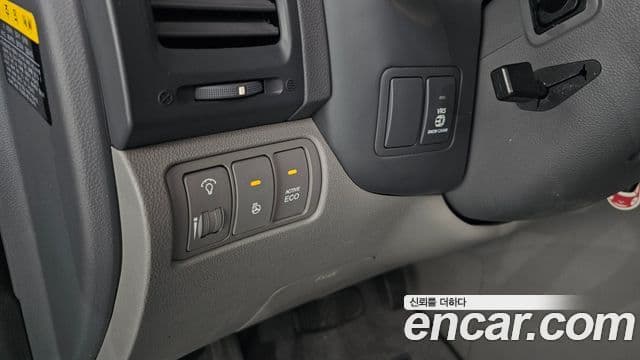 Kia Carnival R люксовая версия, 2014 18