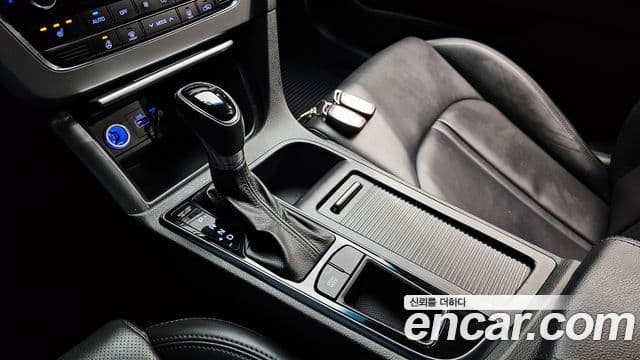 Hyundai LF Sonata 2.0 Smart, 2015 9