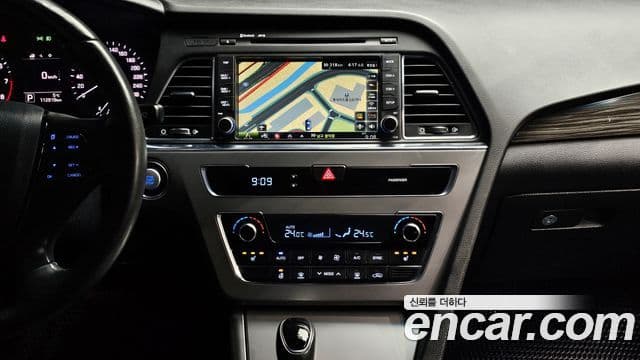 Hyundai LF Sonata 2.0 Smart, 2015 16