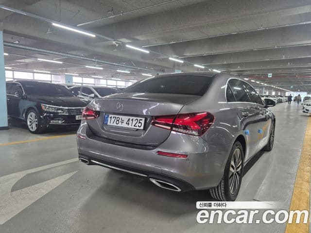 Mercedes-Benz A-класс W177 A220 седан, 2021 3