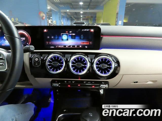 Mercedes-Benz A-класс W177 A220 седан, 2021 12