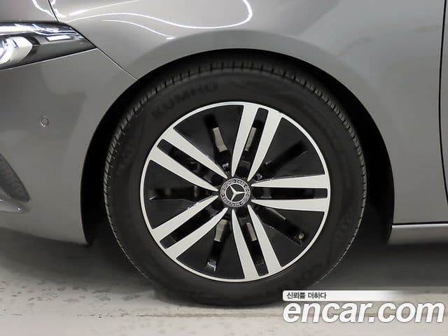 Mercedes-Benz A-класс W177 A220 седан, 2021 20
