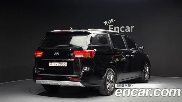 Kia All New Carnival Luxury, 2018 2