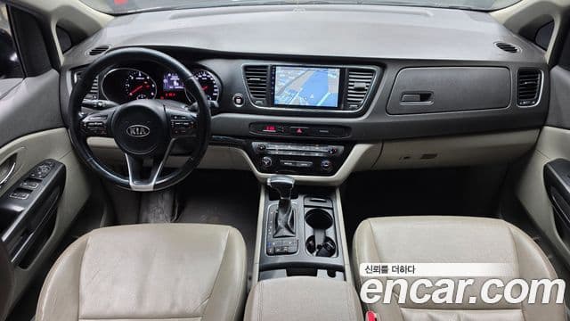 Kia All New Carnival Luxury, 2018 7