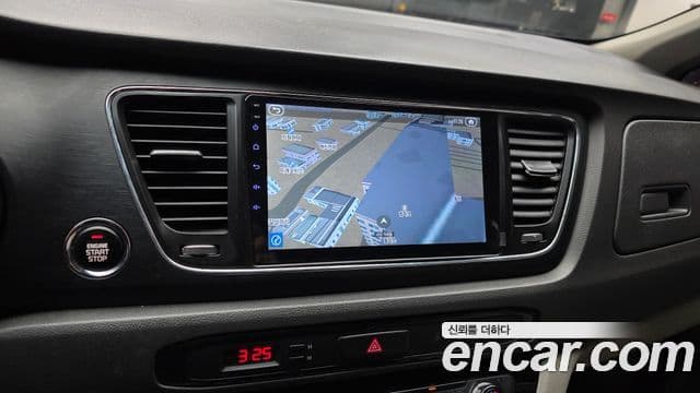 Kia All New Carnival Luxury, 2018 14