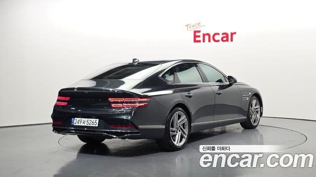 Genesis G80 (RG3) бензин 2.5 турбо AWD, 2025 2