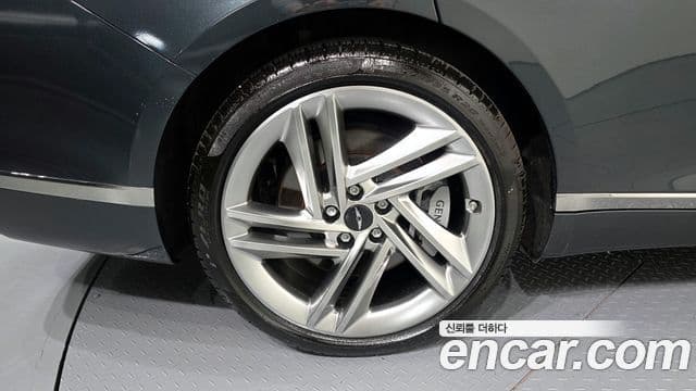 Genesis G80 (RG3) бензин 2.5 турбо AWD, 2025 все фото