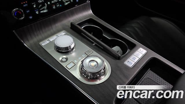 Genesis G80 (RG3) бензин 2.5 турбо AWD, 2025 9