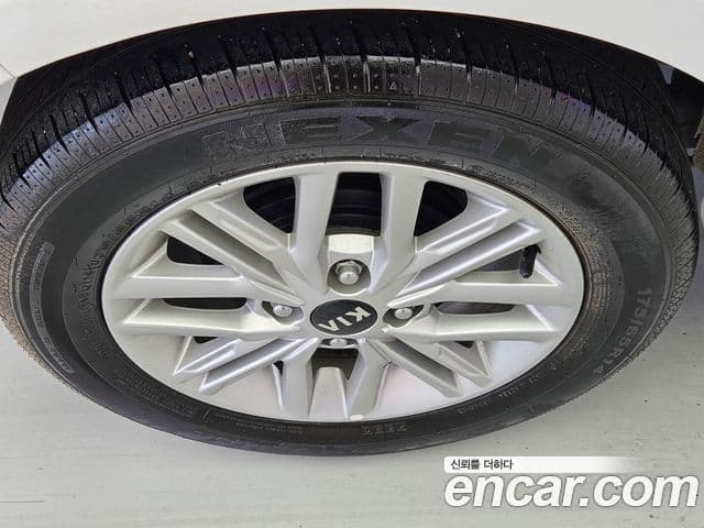 Kia Morning Urban (JA) Prestige, 2021 15