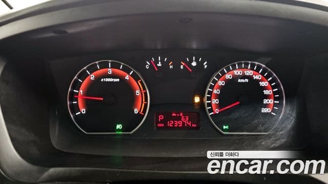 KG모빌리티(SsangYong) Korando Sport Club, 2014 8