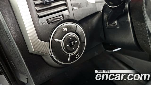 KG모빌리티(SsangYong) Korando Sport Club, 2014 17