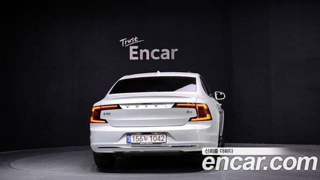 Volvo S90 B5 Inscription, 2022 4