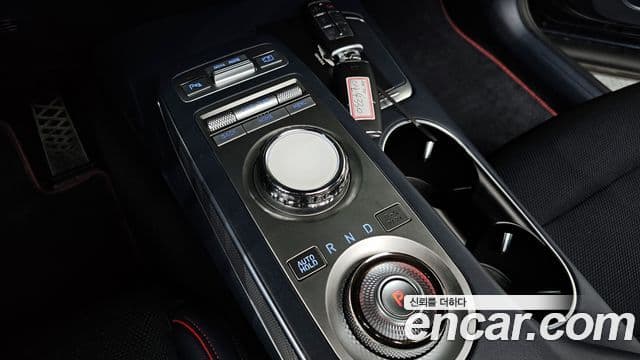 Genesis GV70, 2021 9